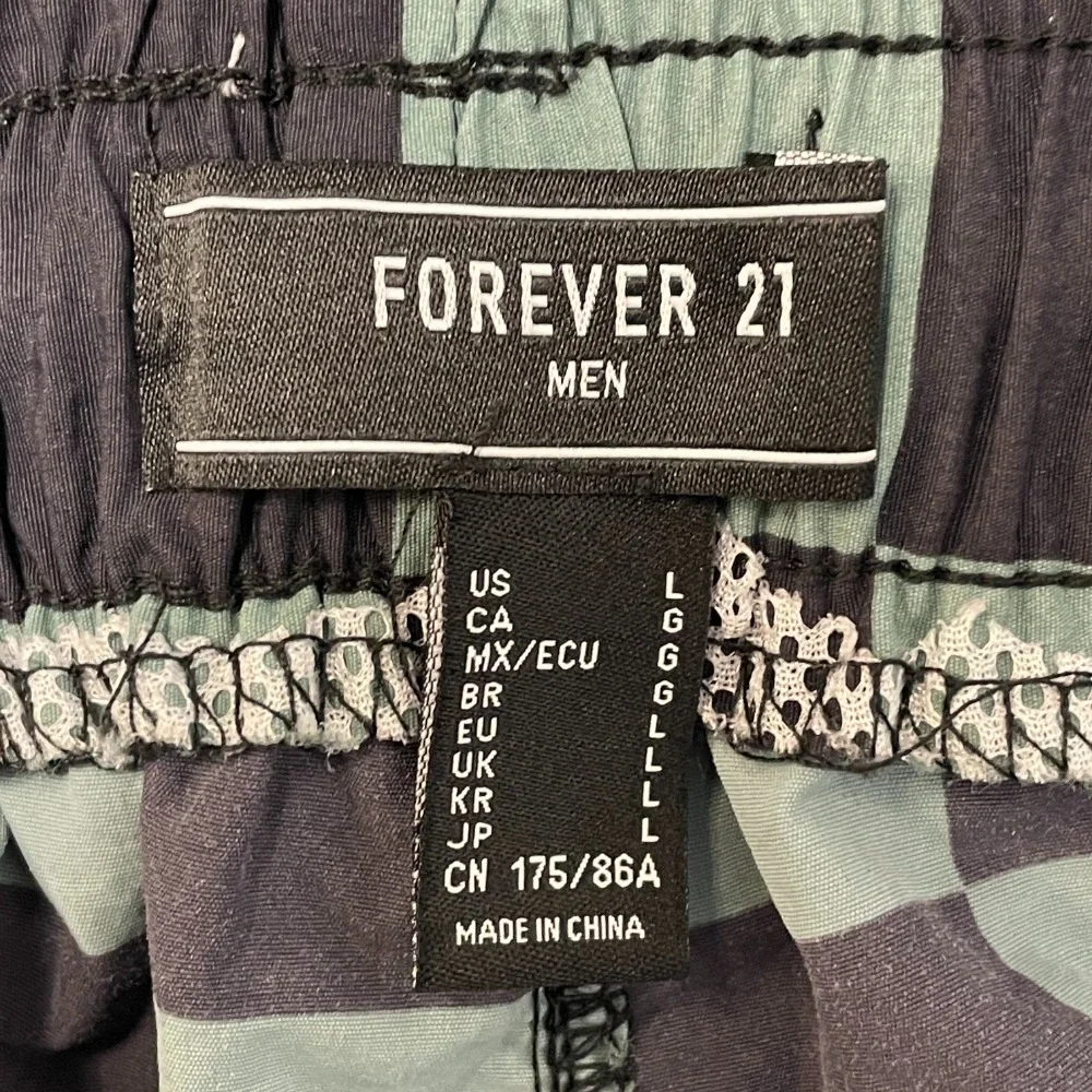 Forever 21 Board Shorts Mens Large Green Black Check Pockets Drawstring Waist